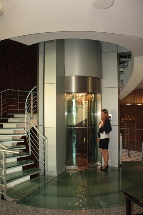 Royal Park Hotel Баку Екстериор снимка