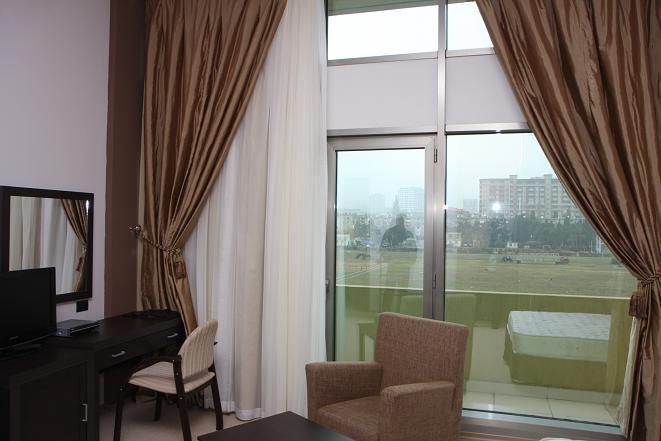 Royal Park Hotel Баку Екстериор снимка